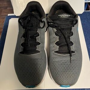 Under Armour charged pursuit sneakers, size 11 1/2